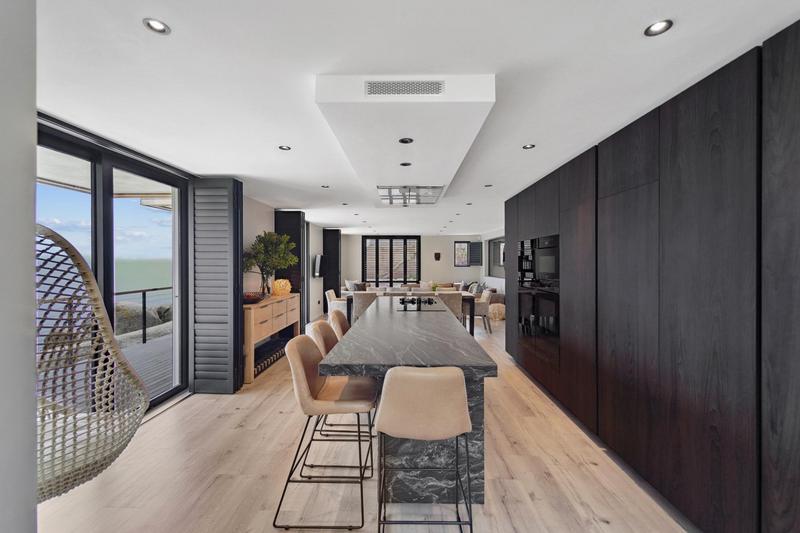 5 Bedroom Property for Sale in Bantry Bay Western Cape